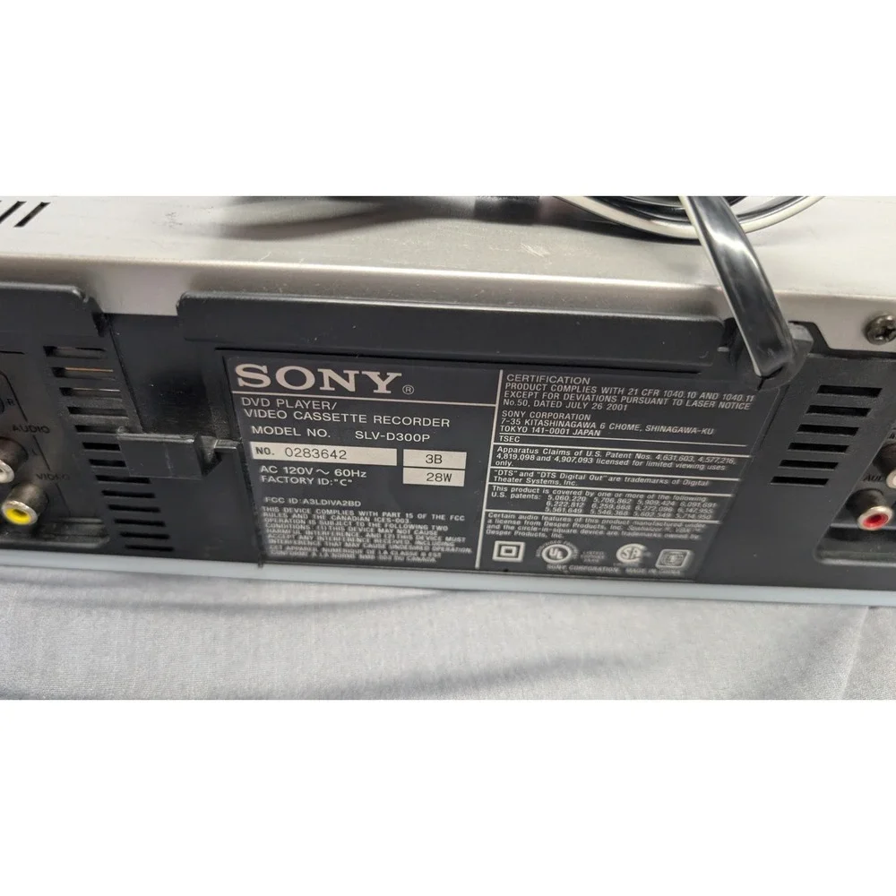 Sony DVD/VCR Combo SLV-D300P Progressive Scan Hi-Fi Stereo Player-Tested Works